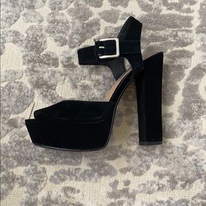 Steve Madden Open Toe Suede Heels